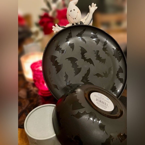 New Haunted Elegance Etched Black Bat Dinnerware 3-Piece Set - Picture 2 of 16